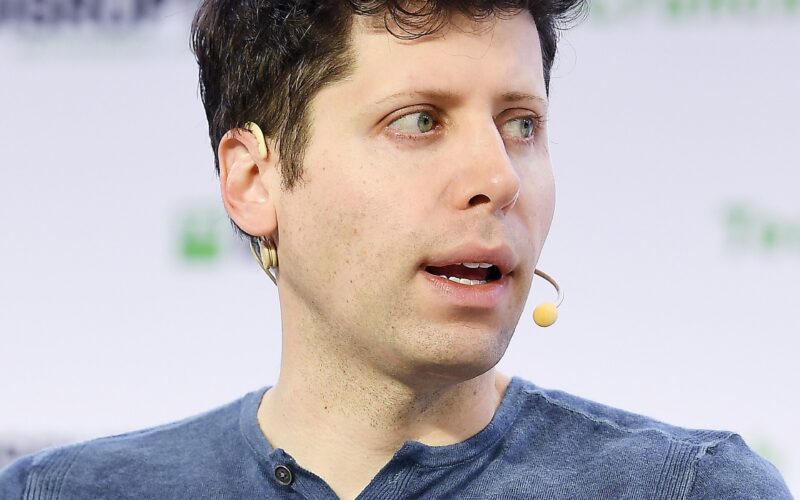 Sems Altmans (Sam Altman)