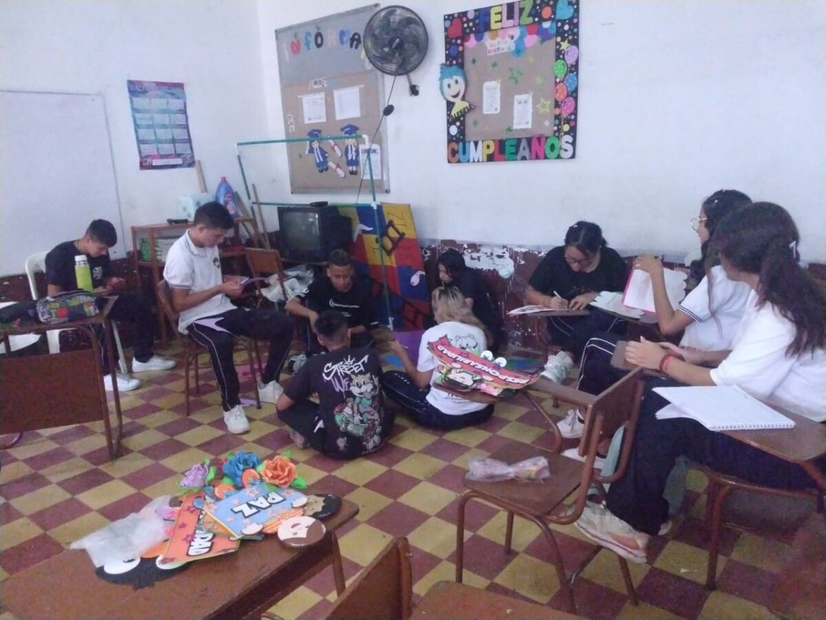 Docente de la I.E. Gran Colombia fue seleccionada en convocatoria nacional de pensamiento computacional