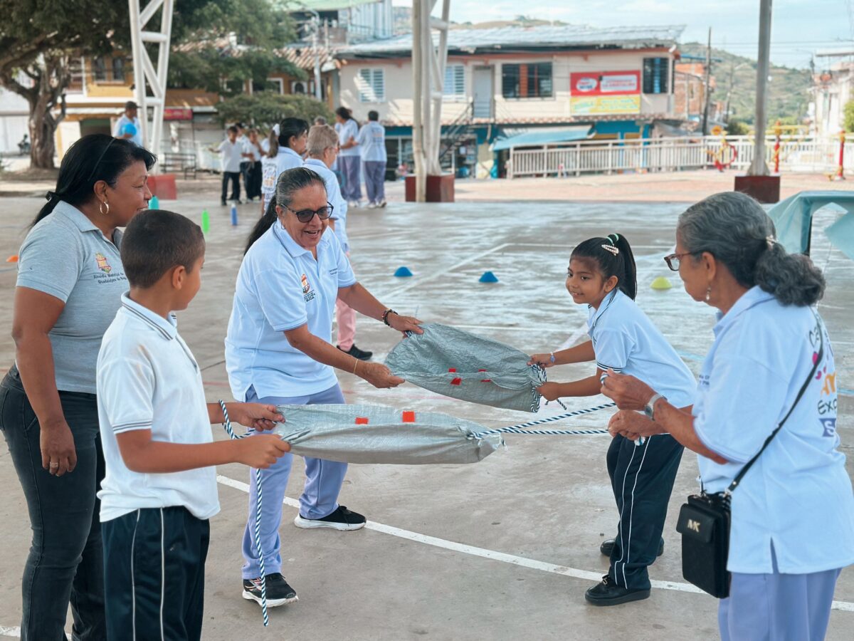 Buga celebra la Semana de las Personas Mayores con actividades culturales y de salud