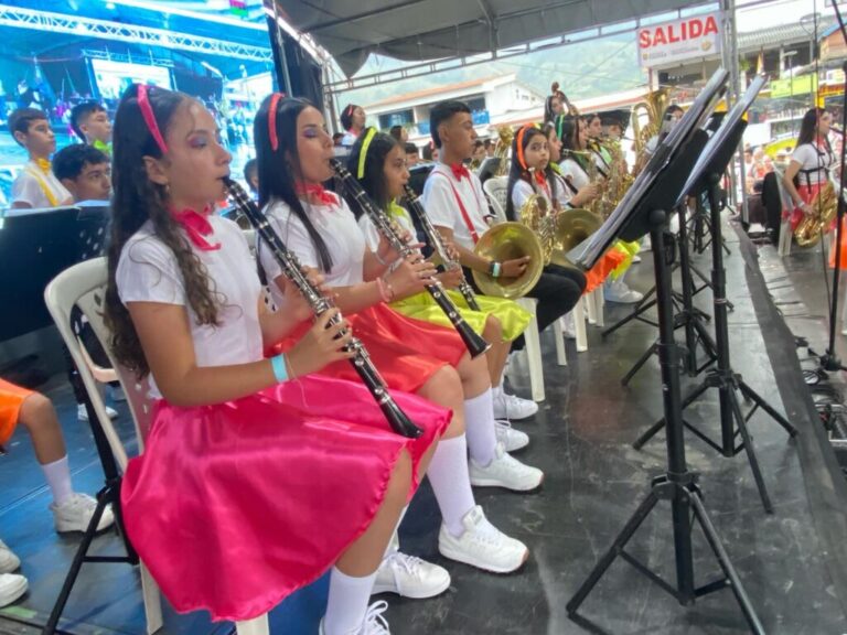 Pensilvania, Manzanares y Marulanda brillaron en el Festival Departamental de Bandas de Caldas que se realizó en el Oriente – Frontera Informativa