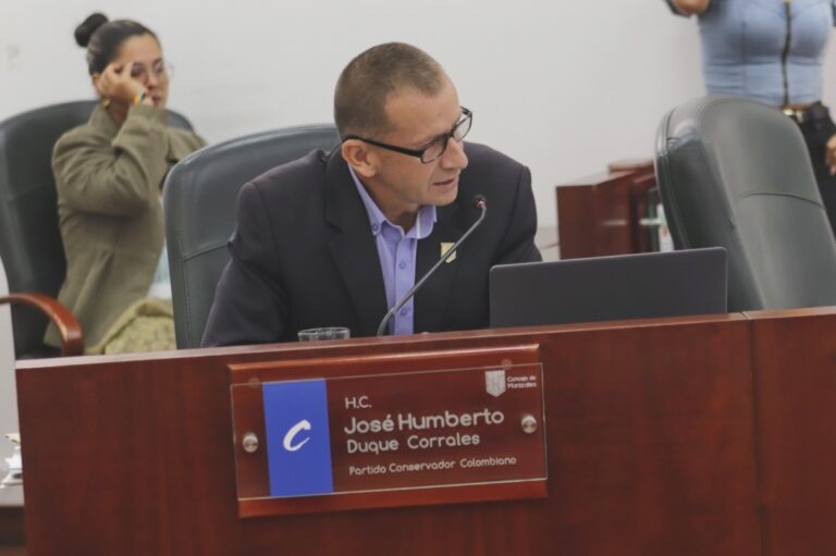 El concejal de Manizales José Humberto Duque celebró la aprobación de la titulación de predios en Chachafruto, al considerar que es un tema humano y social