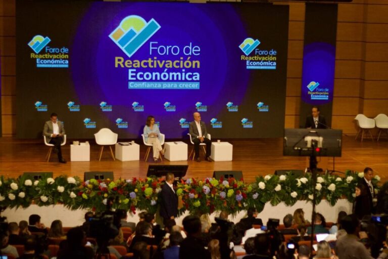 En Foro de Reactivación Económica, Gobierno Nacional habló de turismo y Aerocafé para el desarrollo de Caldas – Frontera Informativa