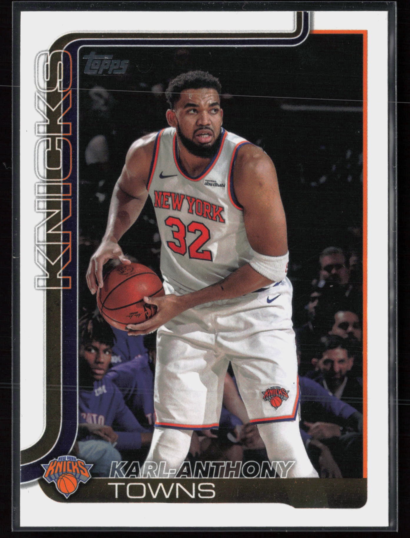 2025-26 Topps #19 Holo Foil Karl-Anthony Towns