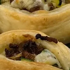 Feuilleté boeuf courgette
