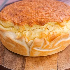Quiche soufflée aux 3 fromages