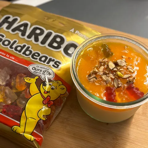 Pudding au kaki avec Haribo Goldbearsđ§ž