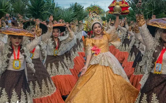 contingent performing during the Sinulog festival