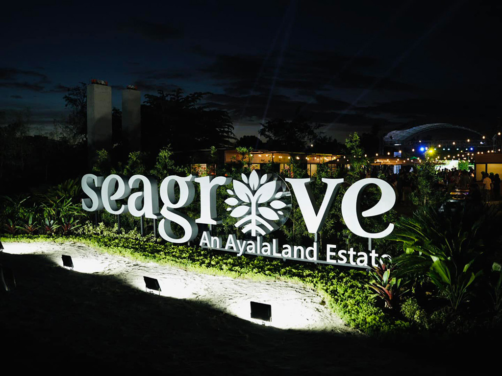 Logo of the Seagrove eco-recreational destination