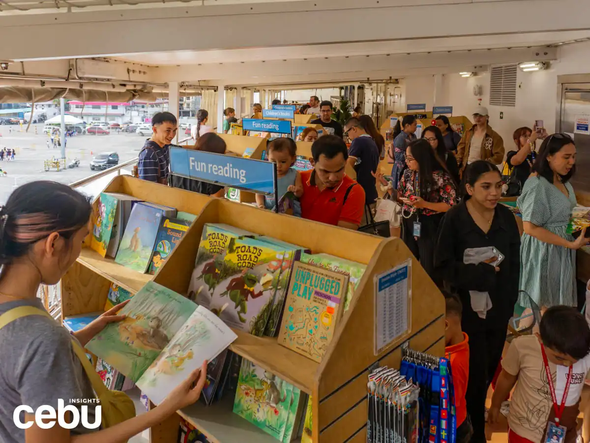Wide shot of the Doulos floating library docked at the Cebu pier 5