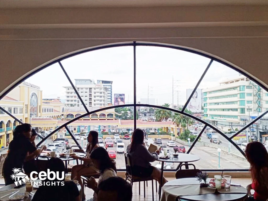A photo of Gureum Cafe & Bar’s hemispherical window wall