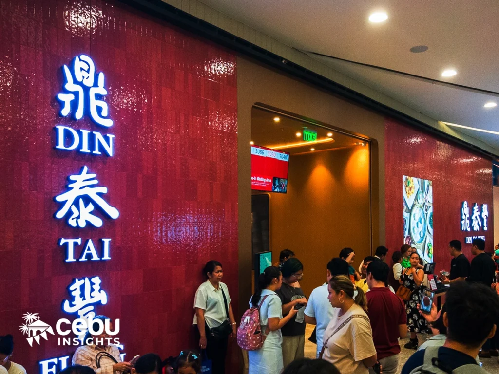 Outside of Din Tai Fung