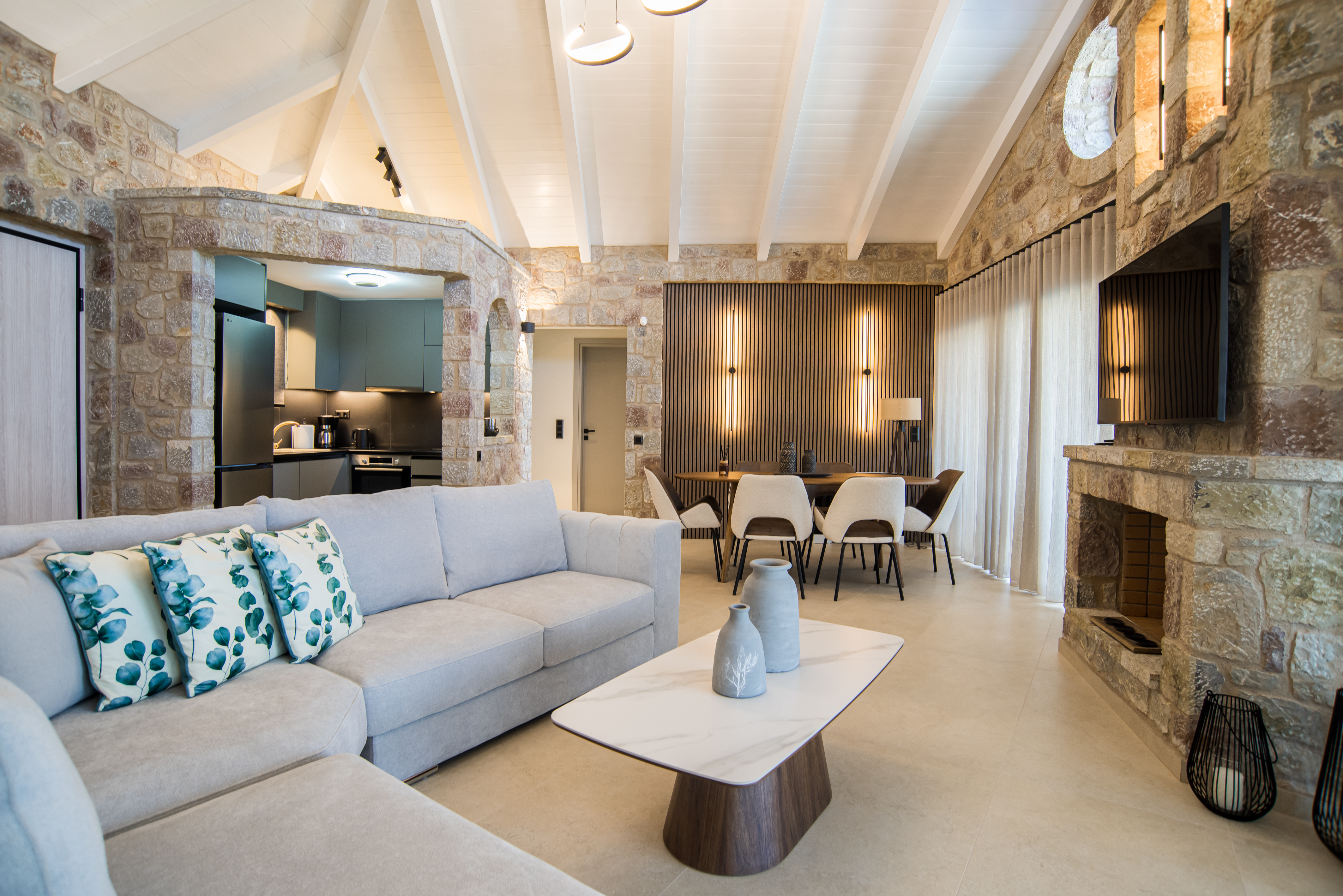 Ceci La Mer | The Cove