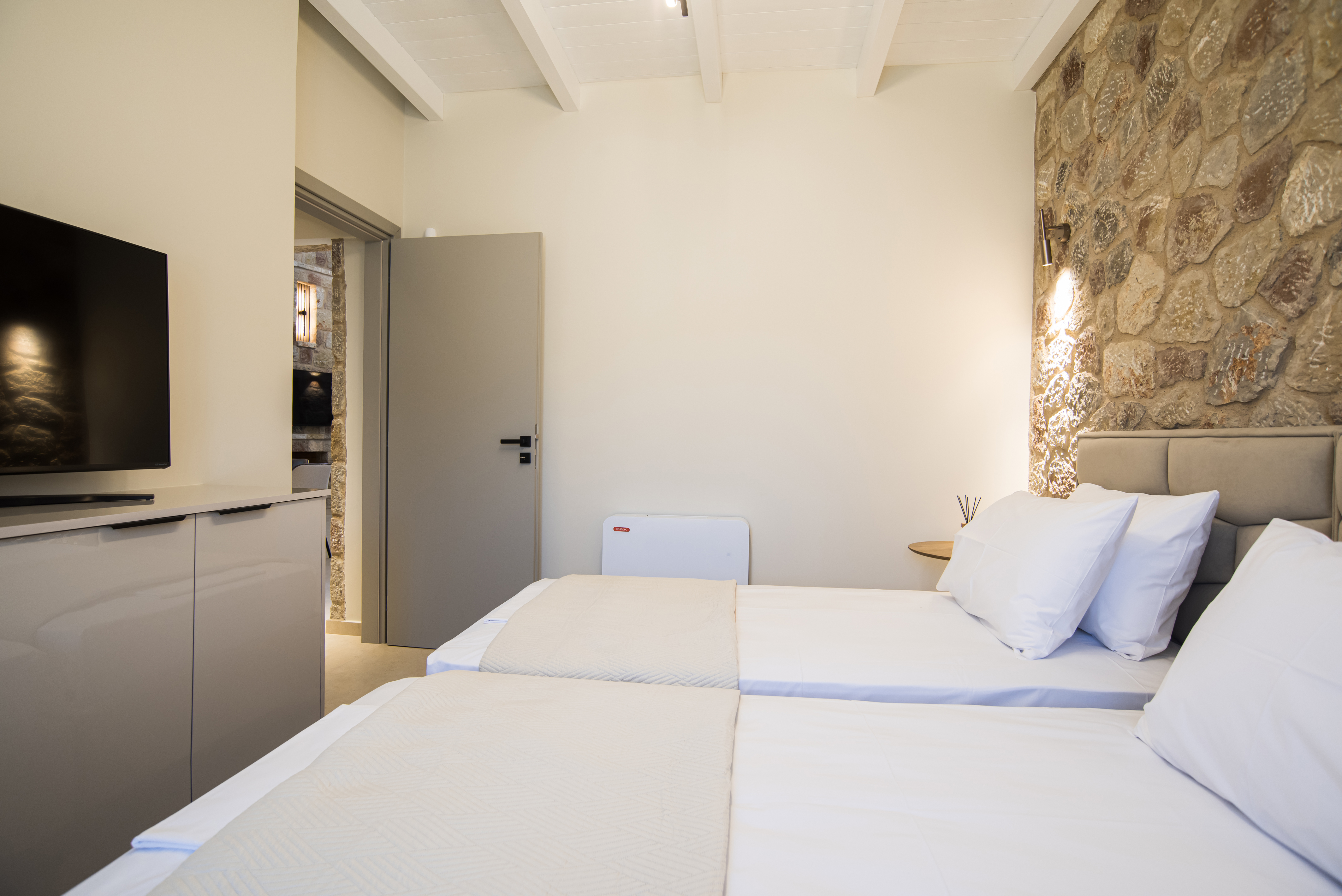 Ceci La Mer | The Cove
