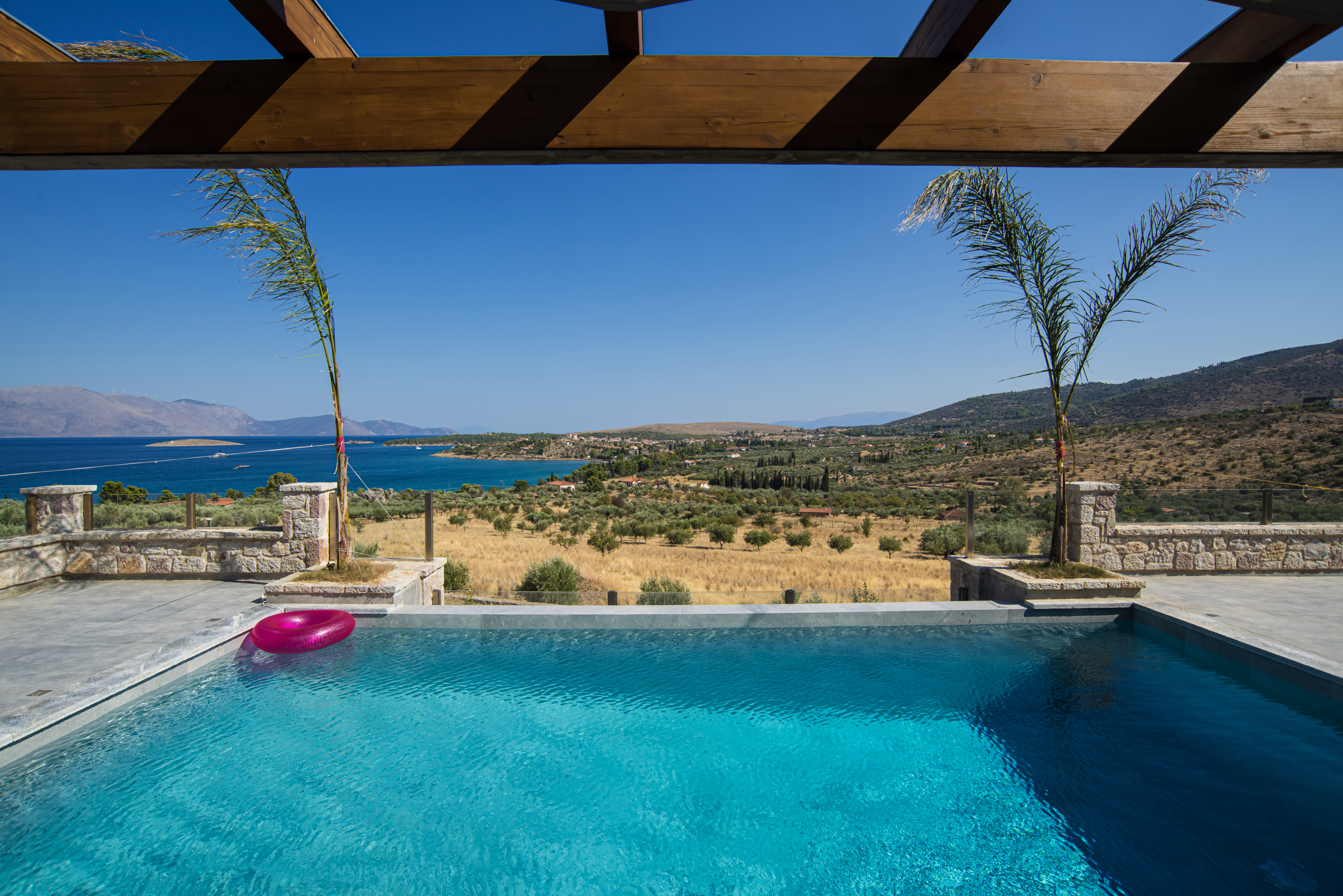 Ceci La Mer | The Cove
