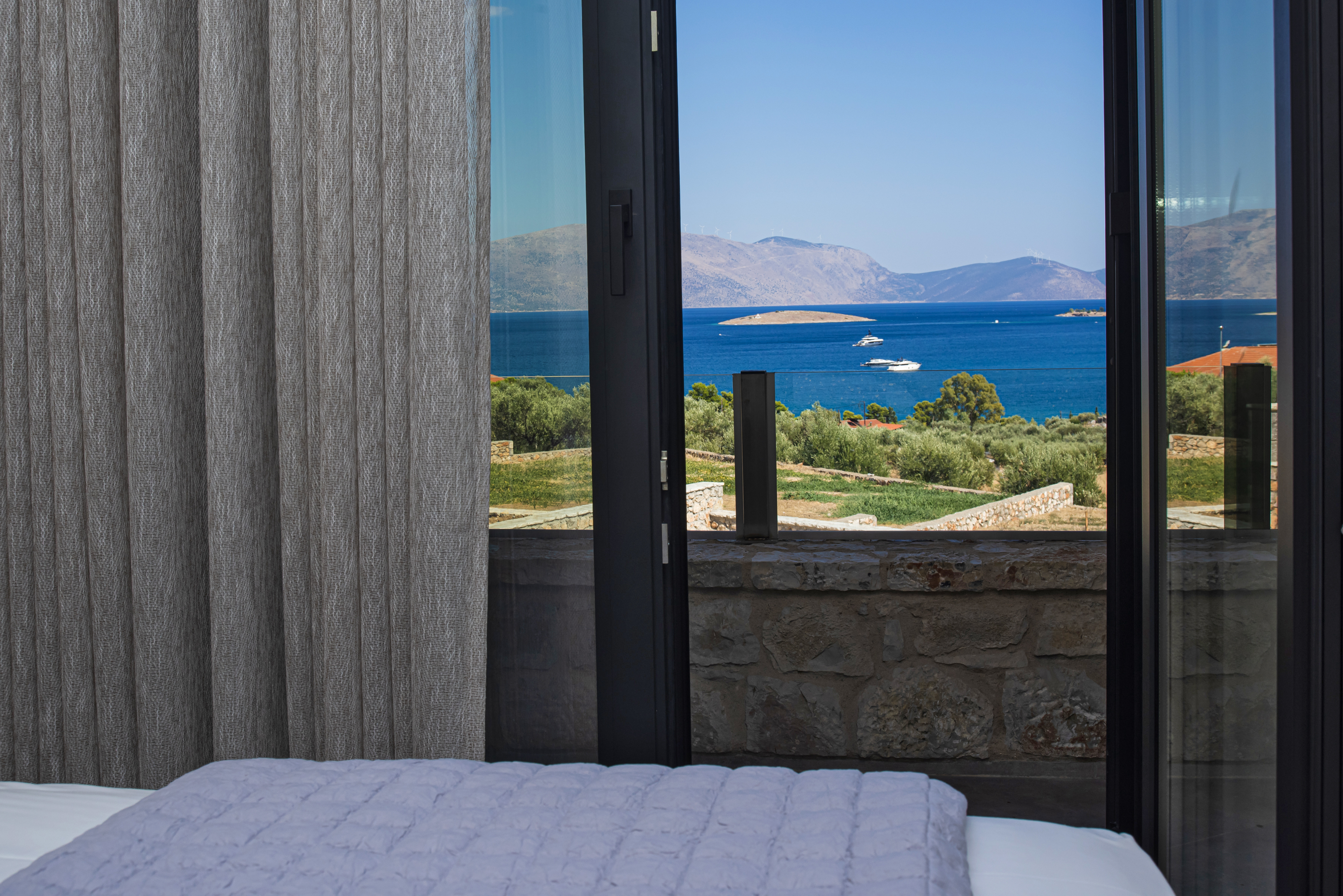 Ceci La Mer | The Cove