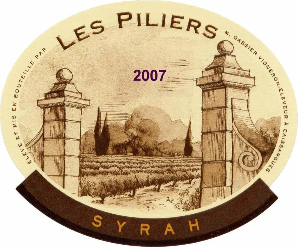 Les Piliers Syrah Bottle