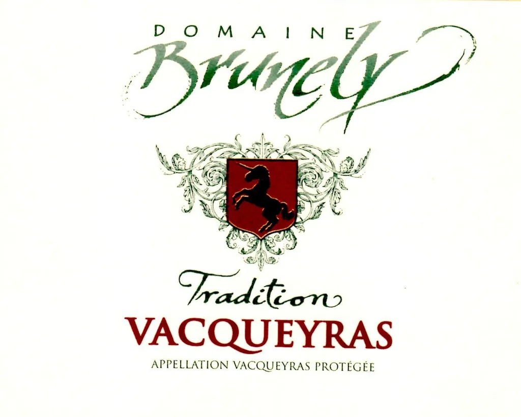 Vacqueyras Tradition Rouge Bottle