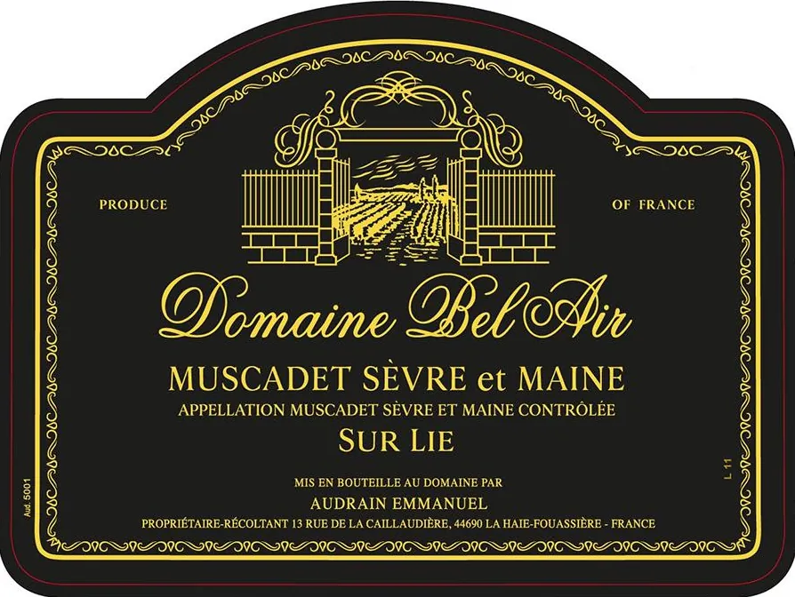 Muscadet Sevre et Maine Sur Lie Bottle