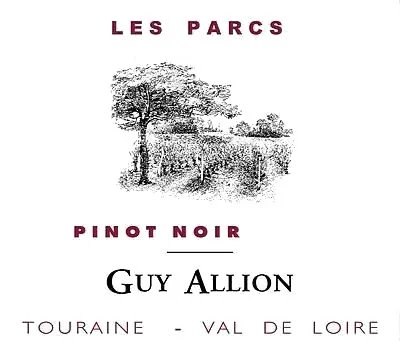 Touraine Les Parcs Pinot Noir Bottle
