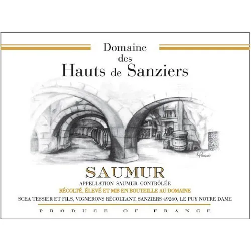 Saumur Red Bottle