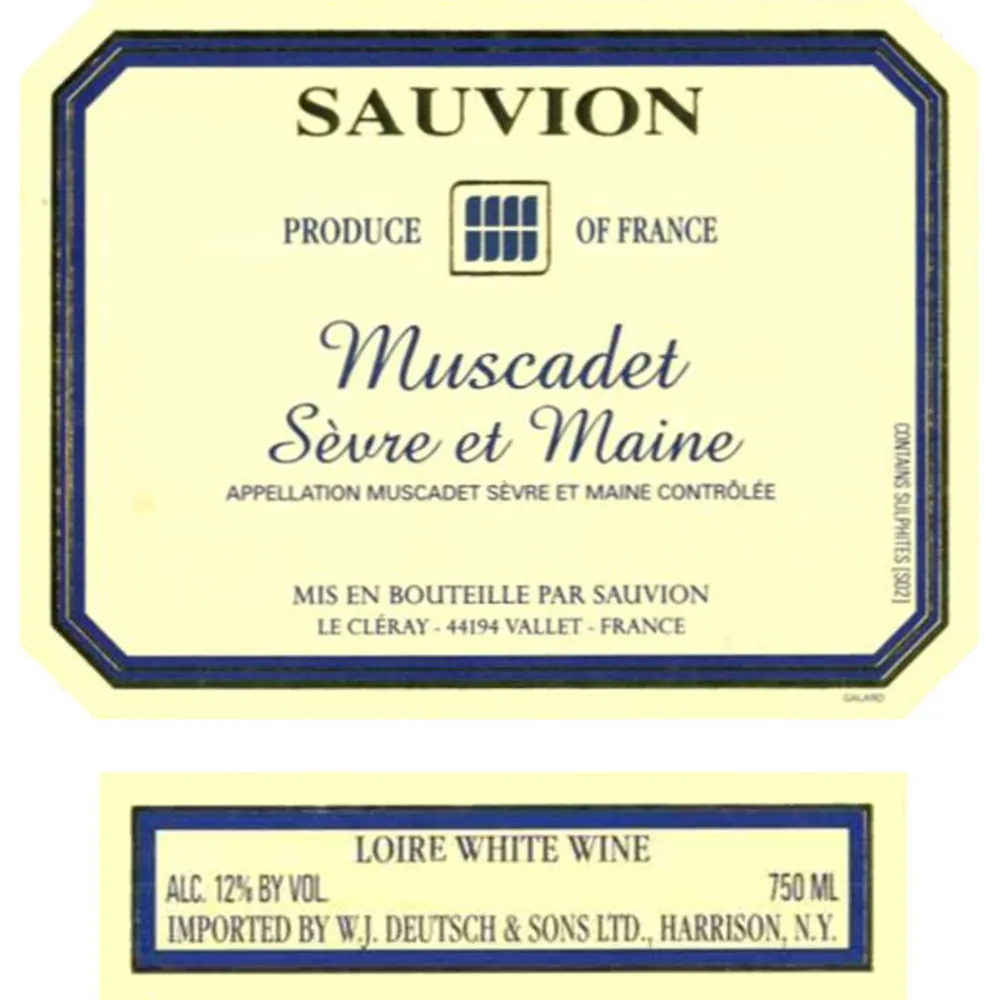Sevre Et Maine Muscadet Bottle