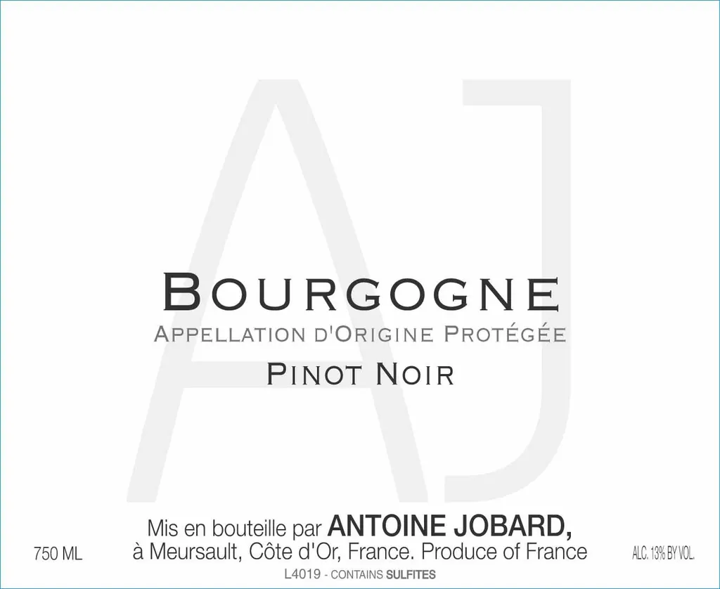 Bourgogne Pinot Noir Bottle
