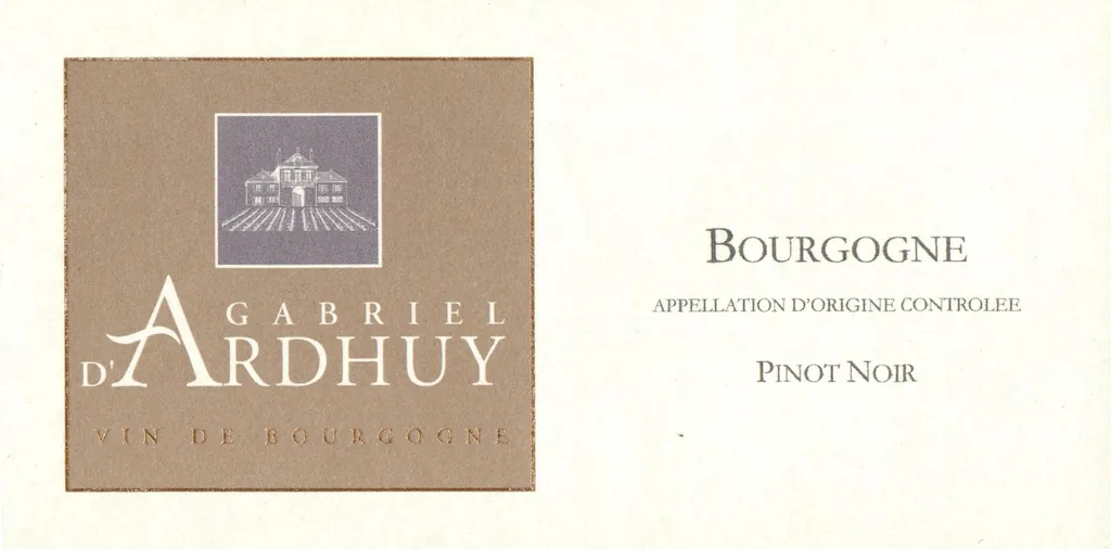 Bourgogne Pinot Noir Bottle