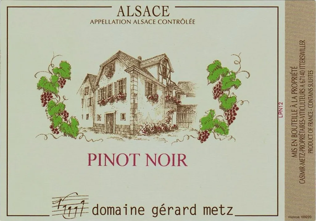 Pinot Noir Bottle