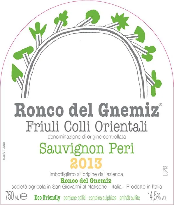 Sauvignon Peri Bottle