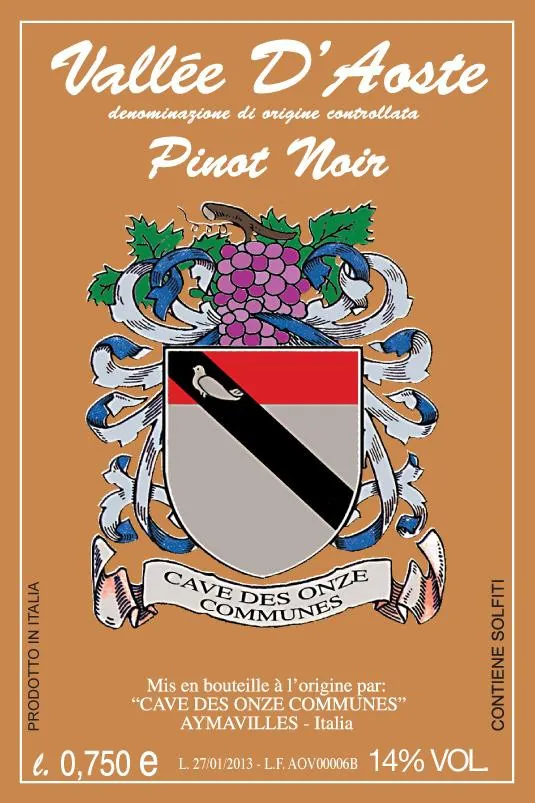 Vallee d'Aoste Pinot Noir Bottle