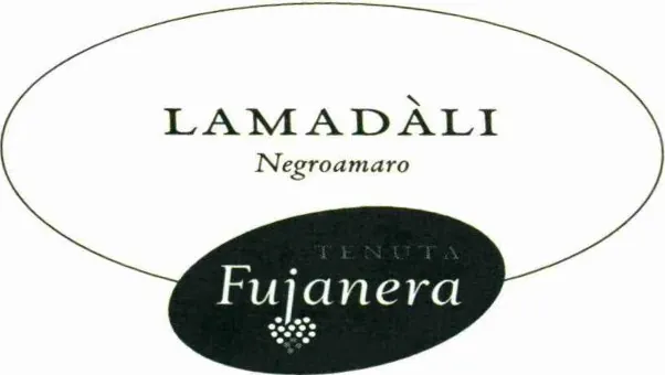 Puglia Lamadali Negroamaro Bottle