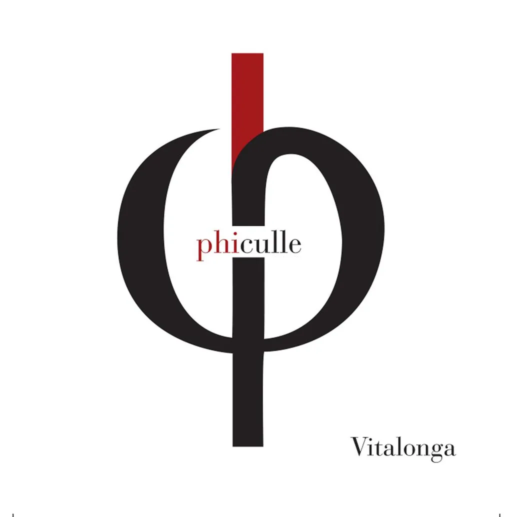 Phi Phiculle Bottle
