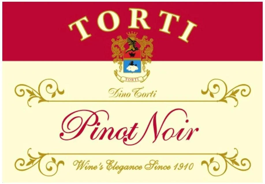 Pinot Noir Bottle