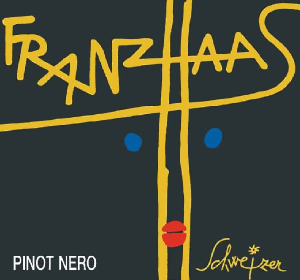 Schweizer Pinot Nero Bottle