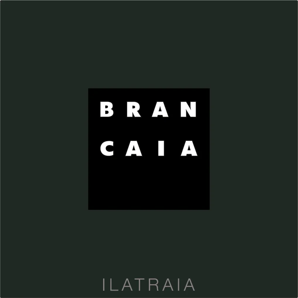 Ilatraia Bottle