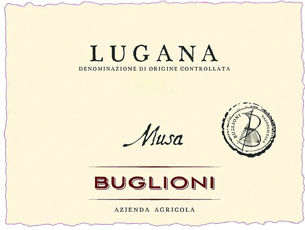 Musa Lugana Bottle