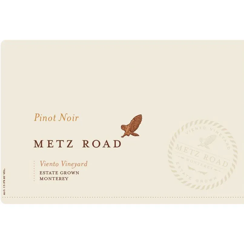 Pinot Noir Bottle
