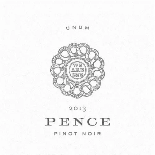 Unum Pinot Noir Bottle