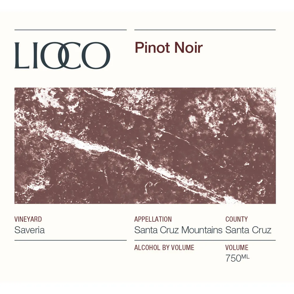 Saveria Pinot Noir Bottle