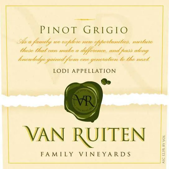 Pinot Grigio Bottle