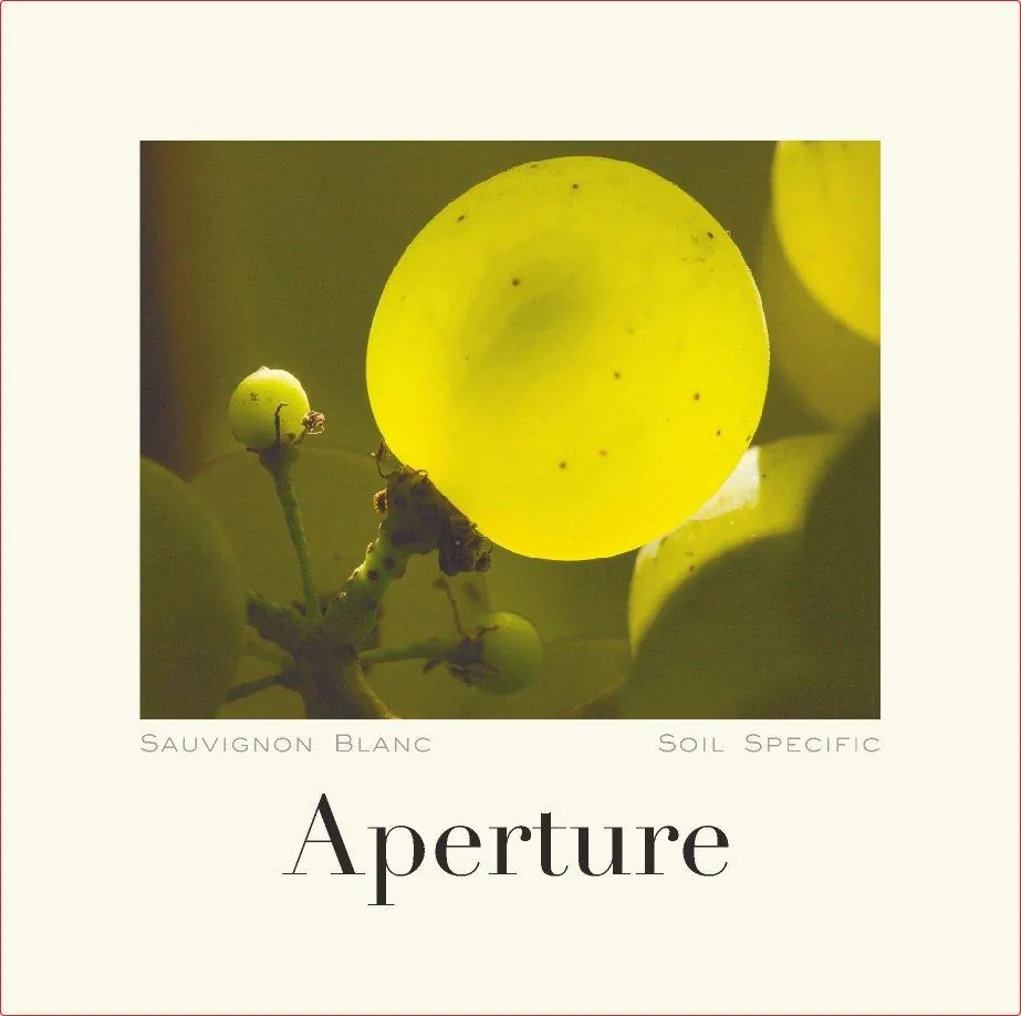 Aperture Sauvignon Blanc Bottle
