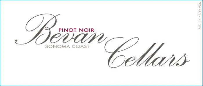 Summit  Pinot Noir Bottle