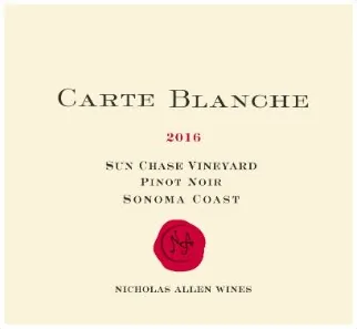 Sun Chase Vineyard Pinot Noir Bottle