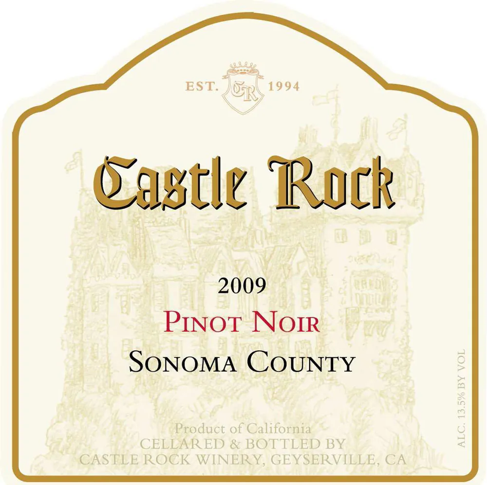 Castle Rock Sonoma Pinot Noir Bottle