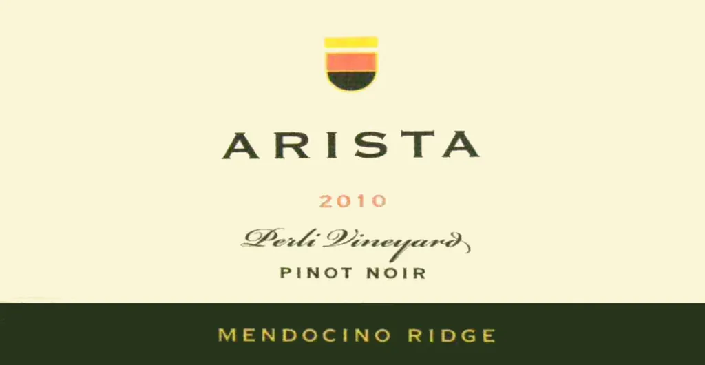 Perli Pinot Noir Bottle