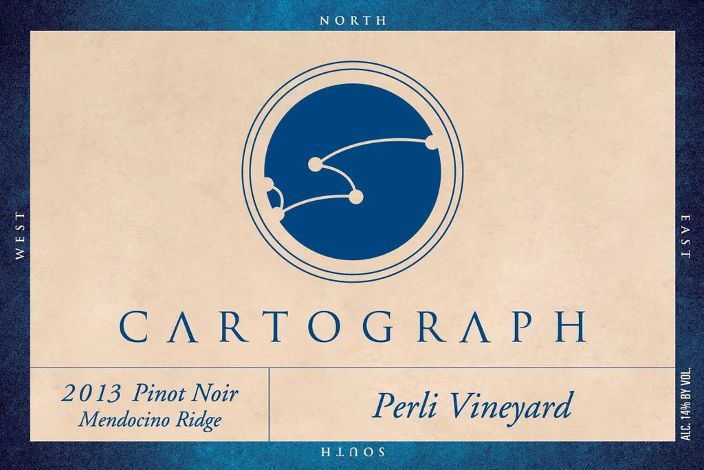 Perli Pinot Noir Bottle