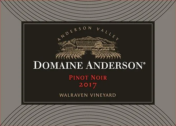 Walraven Vineyard Pinot Noir Bottle