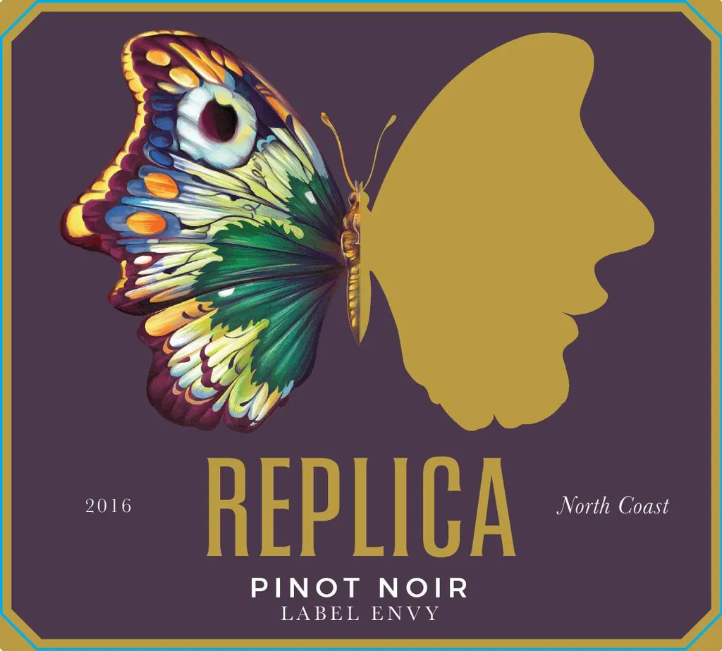 Label Envy Pinot Noir Bottle