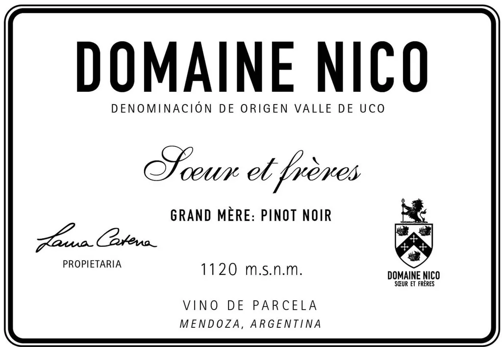 Grand Mere Pinot Noir Bottle