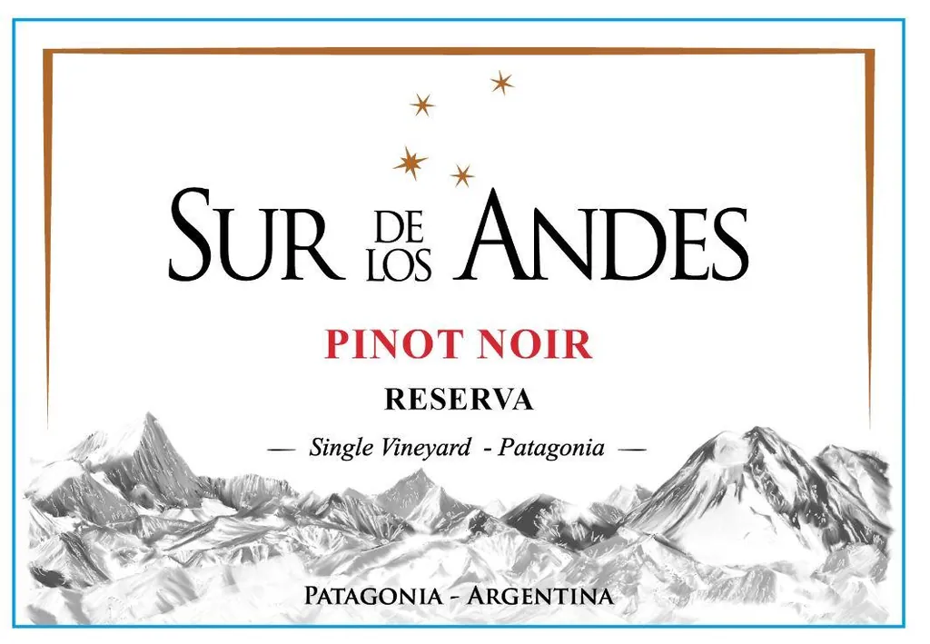 Reserva Pinot Noir Bottle